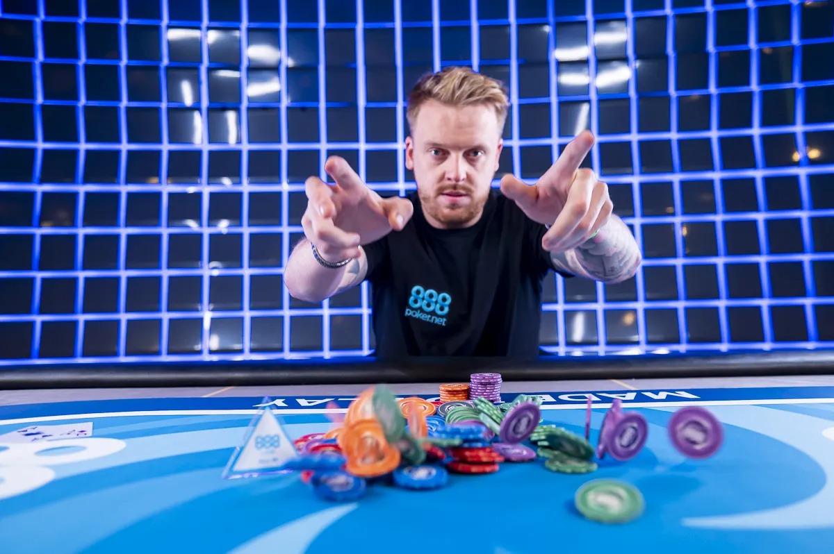 Adăugarea unui ceas de șah la poker