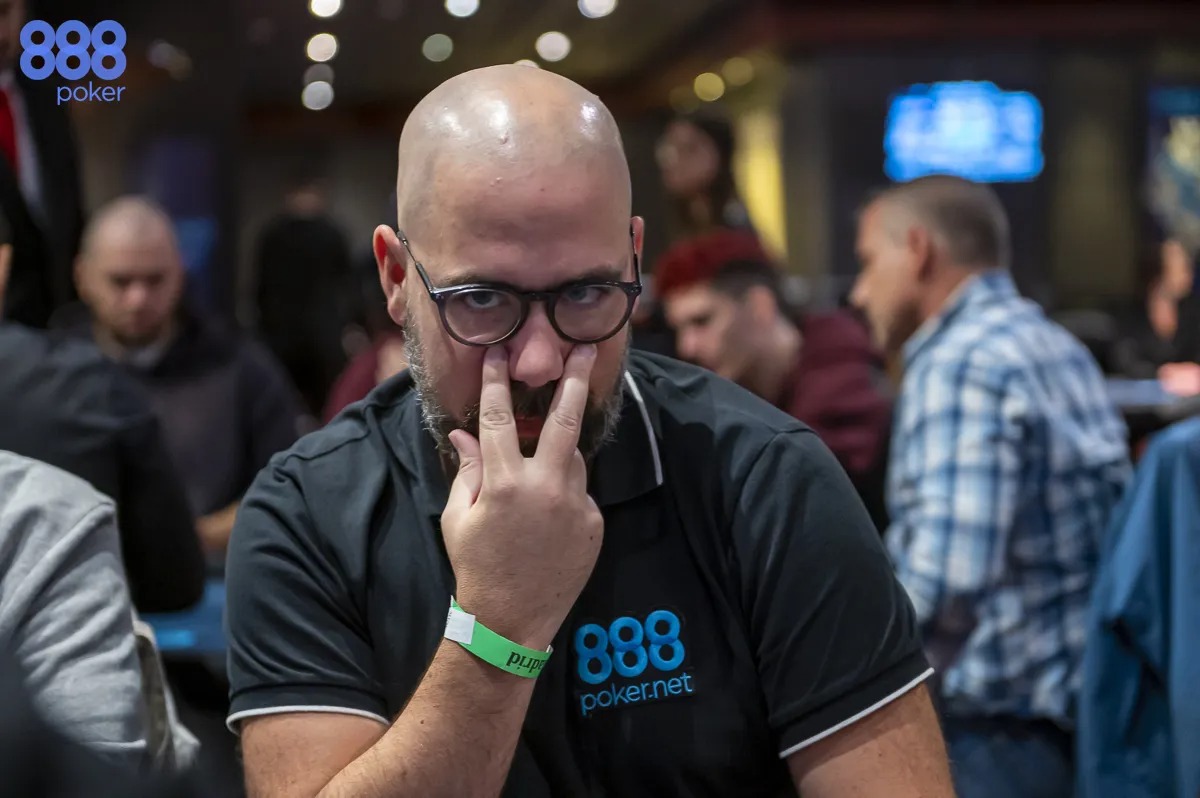 Sfaturi de top pentru a atinge performanța maximă la poker - Concentrarea