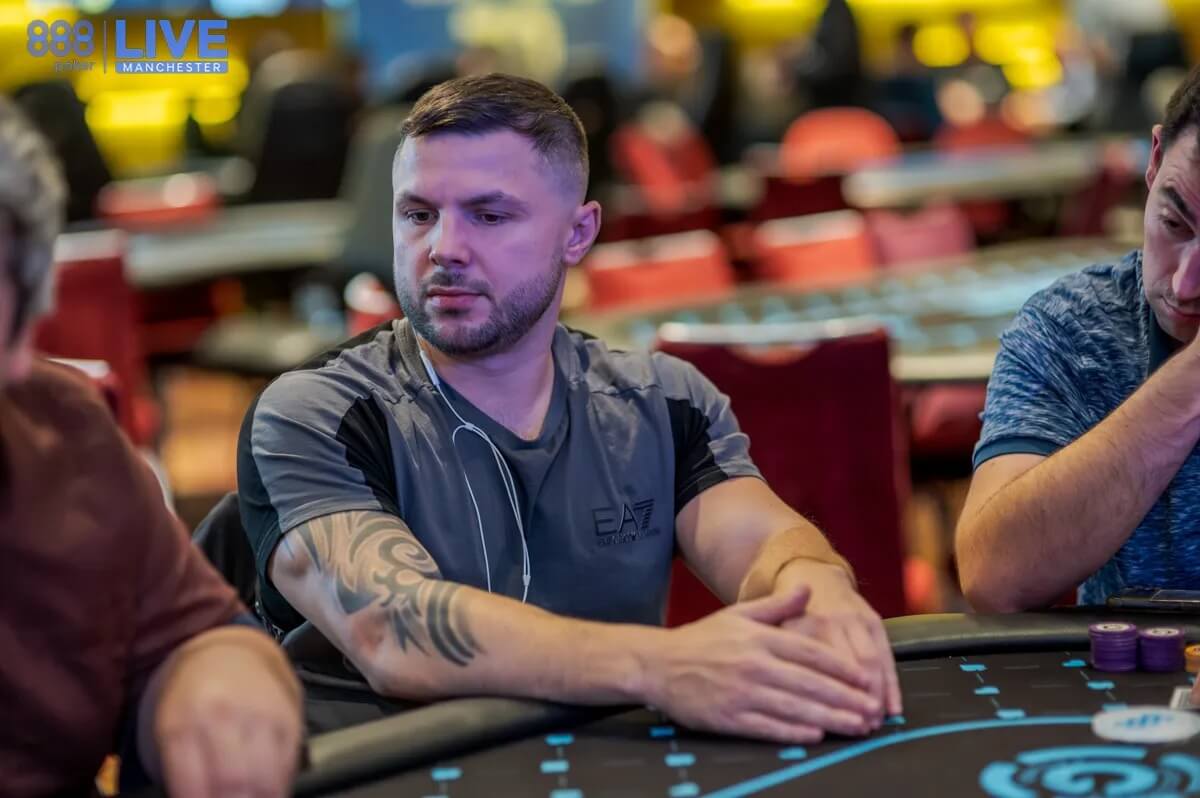 Tactică vs strategie în poker