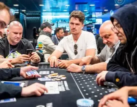 Cum să-ți perfecționezi jocul de poker pe river utilizând strategia GTO